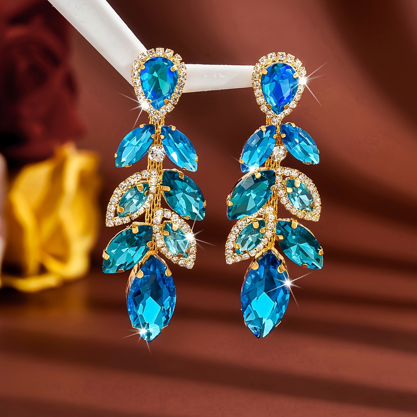 Gorgeous Leaf Drop Earrings with Shiny Marquise Rhinestones